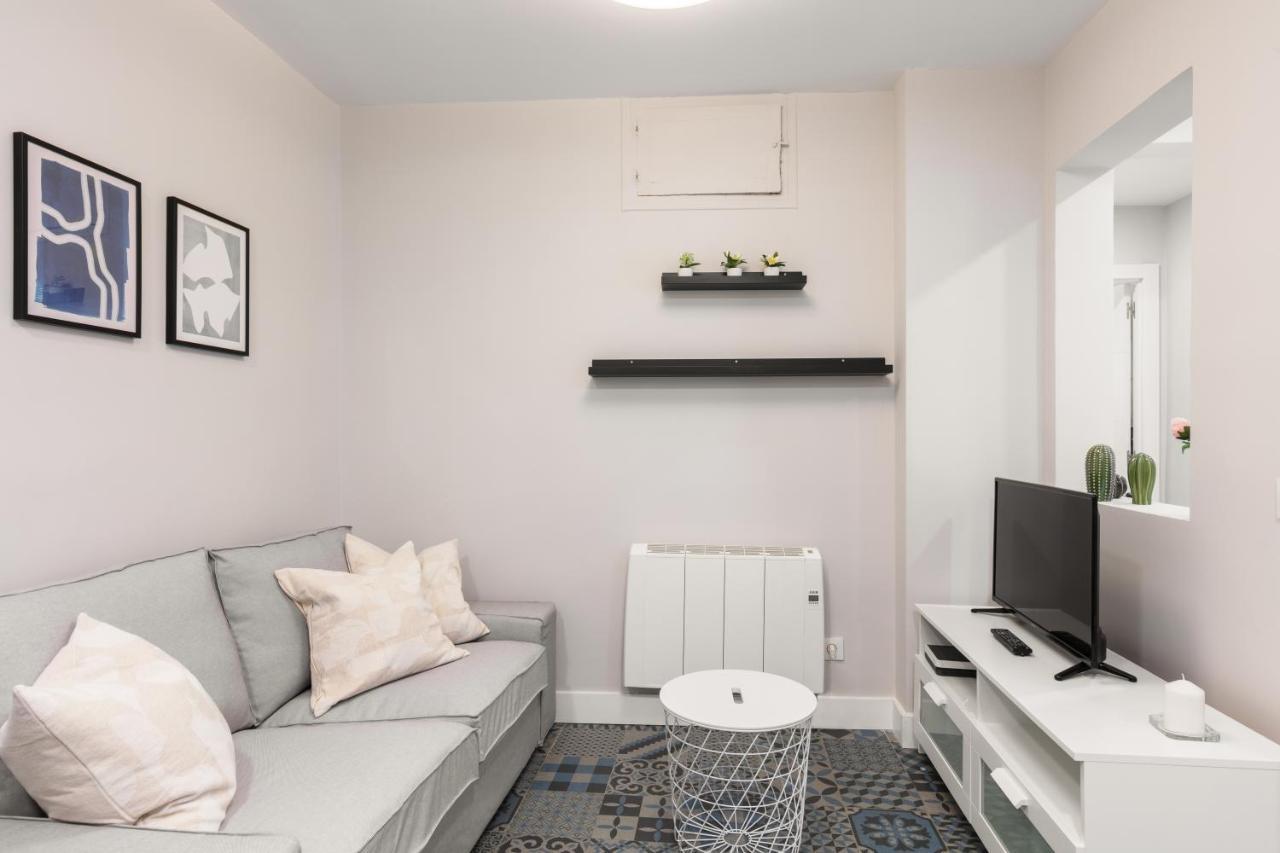 2 Bedrooms 1 Bathroom Furnished - Las Letras - Bright - Mintystay 马德里 外观 照片
