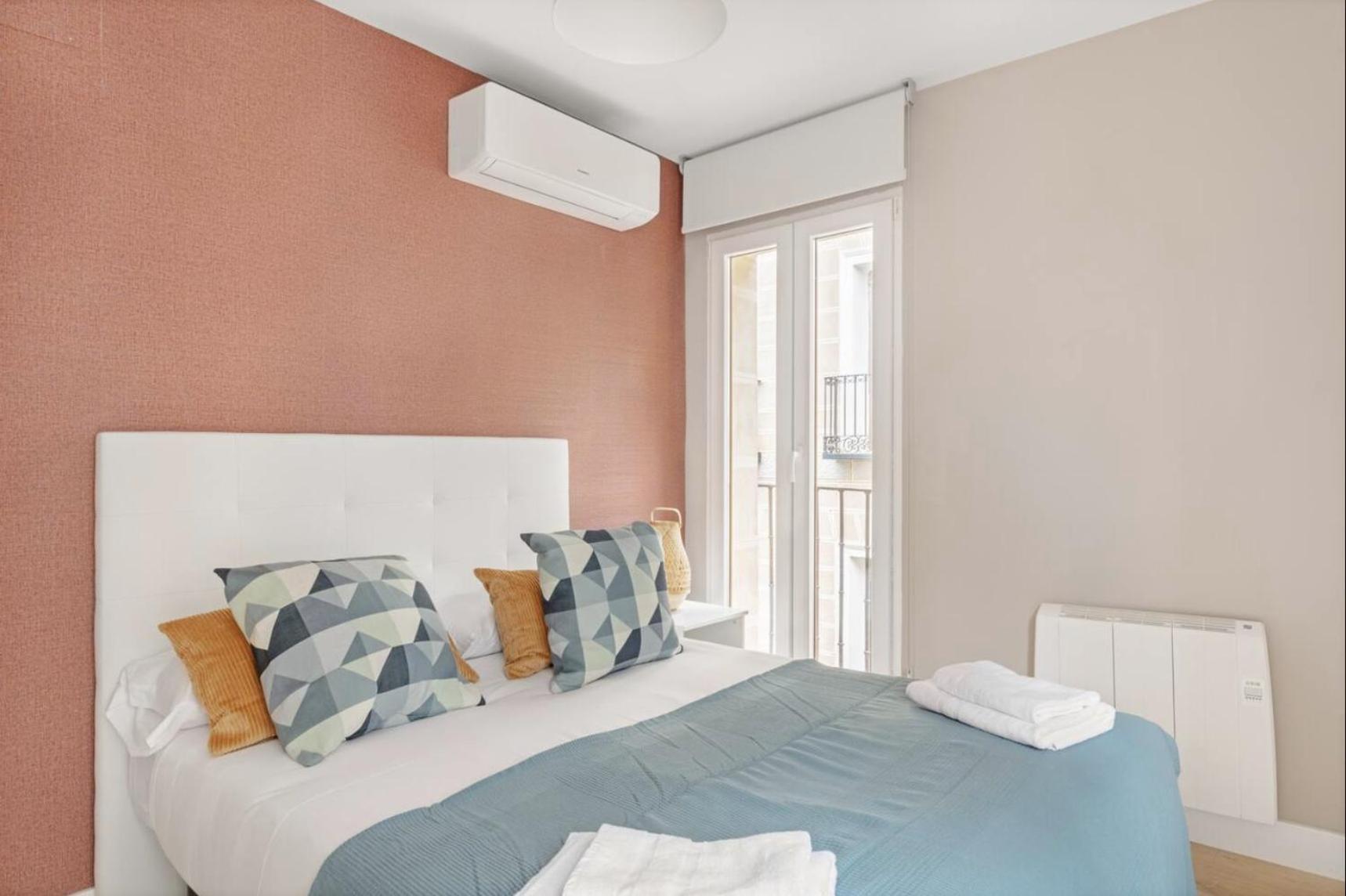 2 Bedrooms 1 Bathroom Furnished - Las Letras - Bright - Mintystay 马德里 外观 照片
